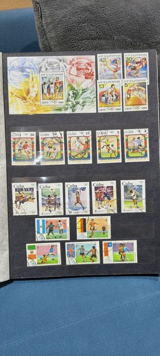 Класьор с пощенски марки