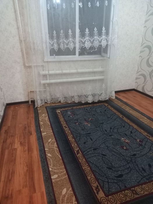 квартира сотилади 4хонали 5этажли дом 1-этаж