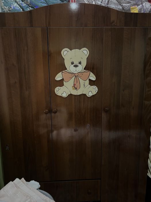 Мебел сотилади яхщи састаяние