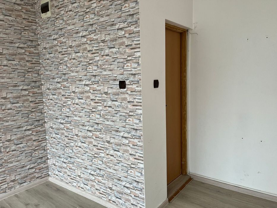 Дава под наем магазин 20 кв.м