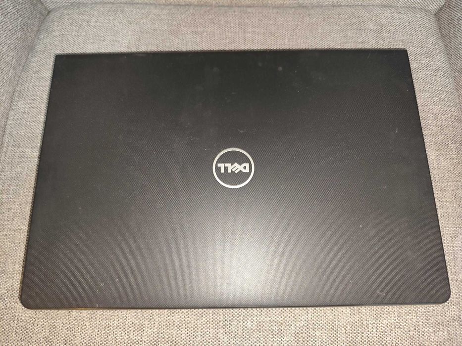 Laptop Dell Vostro 15, I5 gen8, 8Gb DDR4, ssd240Gb, pv dedic.!Garantie