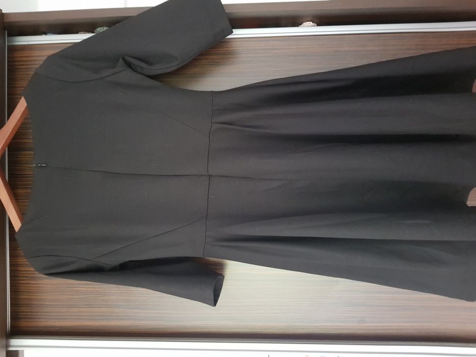 Rochie neagră toamna 38-40