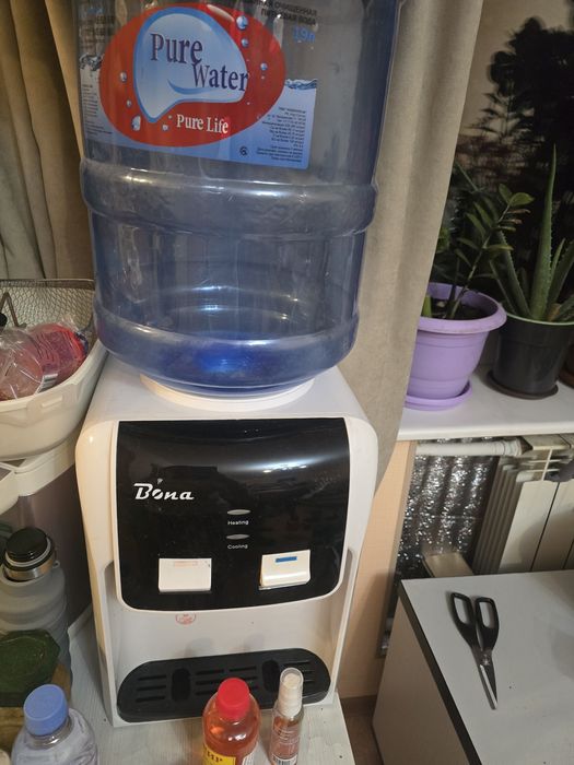 Продам кулер для воды