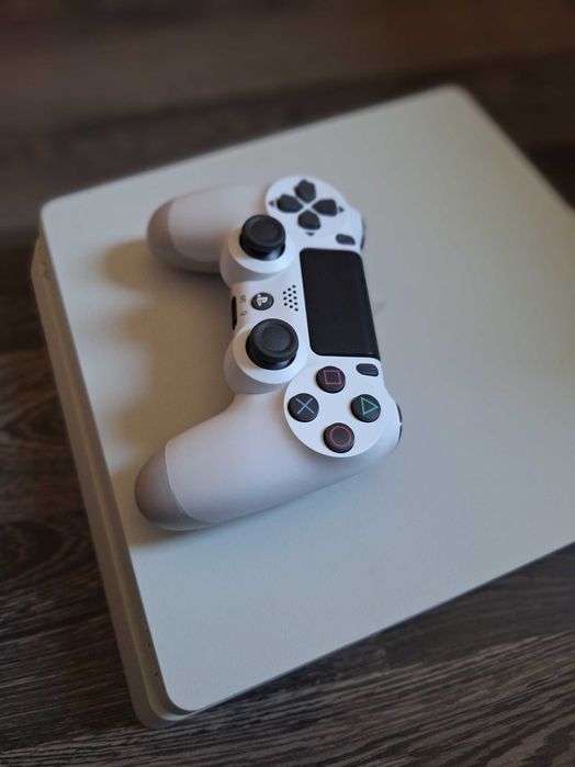 Playstation 4 Slim 1TB Modat + Multe jocuri