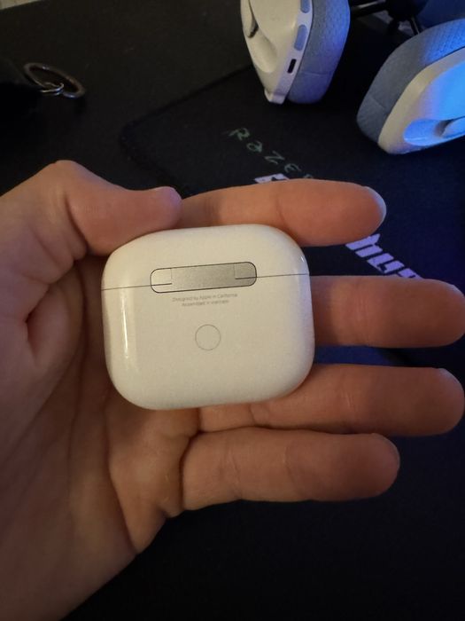 Продам AirPods 3 полный комплект