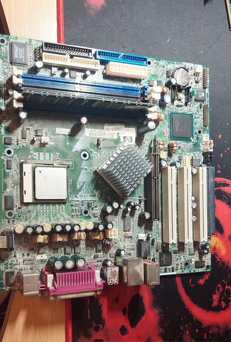 Vand piese calculator/pc sau schimb pc