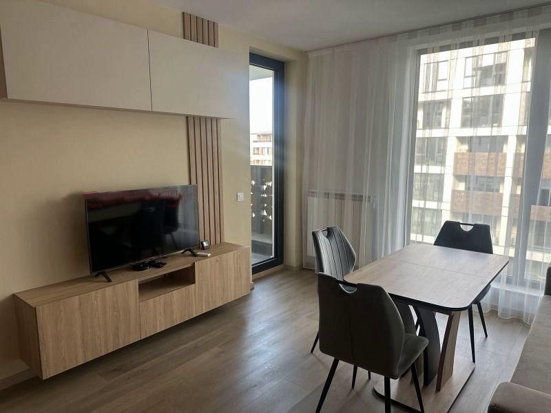 Дава се под наем Двустаен апартамент в София, Кръстова вада - 64 кв.м за 698.19 € - Снимка #2