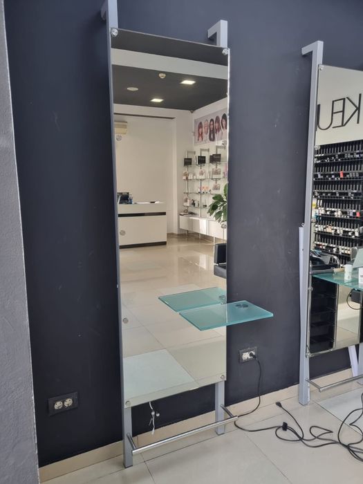 Mobilier salon infrumusetare