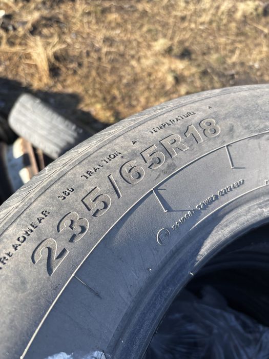 Продам 235/65/18