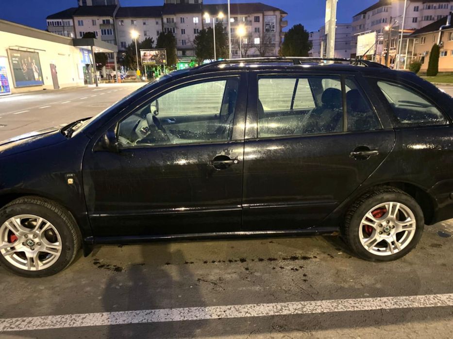 Se vinde skoda fabia 1.4 bezina  1200 de euro