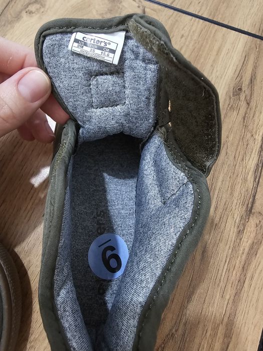 Ботинки детские Carters новые