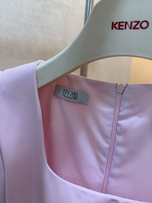 Нереальное стильное платье