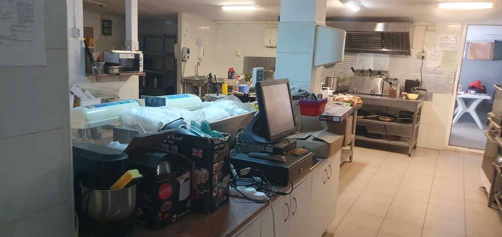 Schimb terasa restaurant zona camping Lebada Navodari tabara cu auto rulota echipata cu avize la zi (dsp,dsv)aut.funct.,itp valabil
