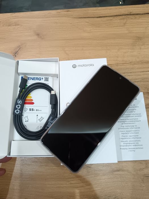 Мобилен телефон Motorola Moto G06