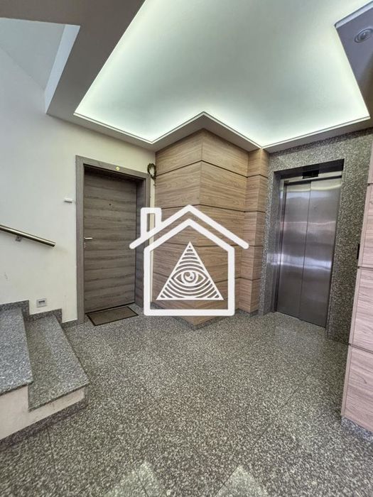 Продава се Двустаен апартамент в Пловдив, Младежки Хълм - 53 кв.м за 2076 €/кв.м - Снимка #11