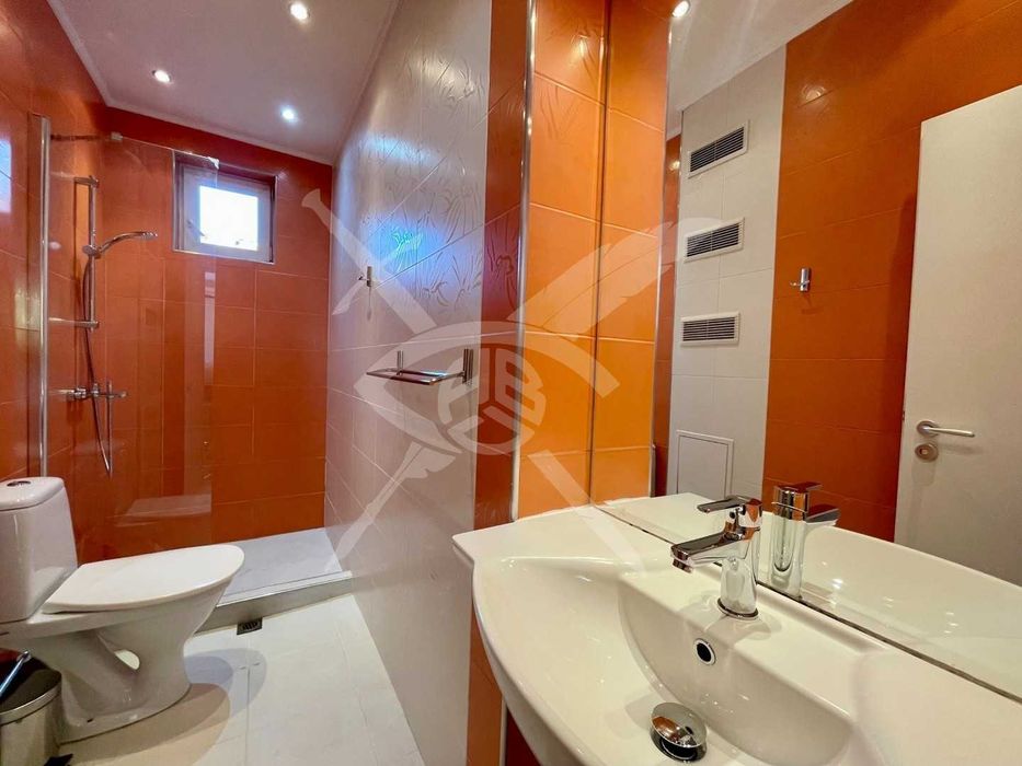 Дава се под наем Тристаен апартамент в София, Център - 75 кв.м за 790 € - Снимка #9