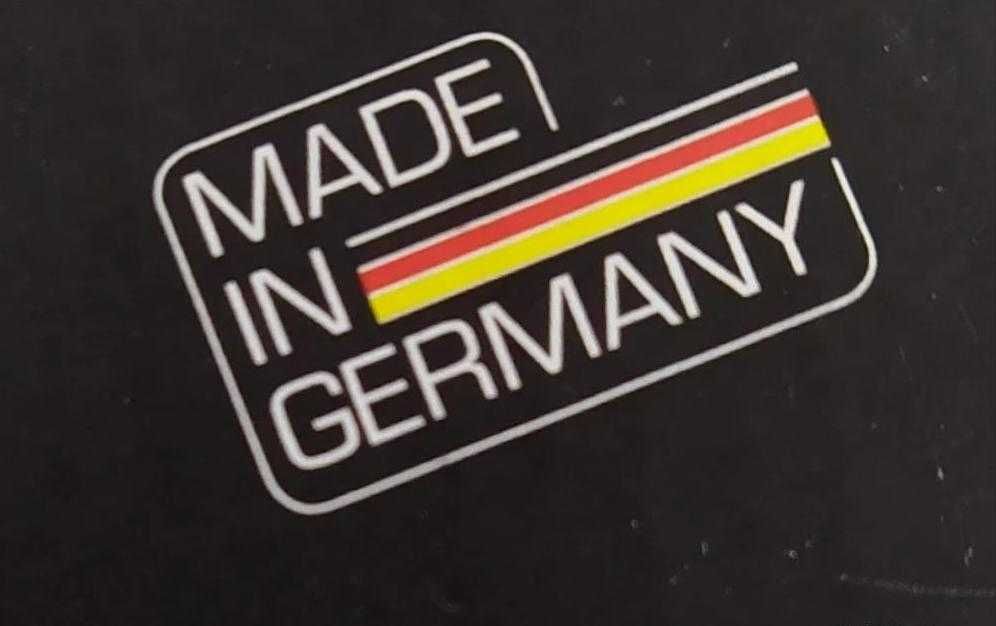 SET 2 pahare termice în cutii sigilate - Germania