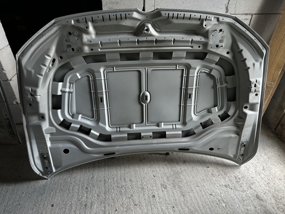 Capotă motor vw golf 8.cod:5h0823155.