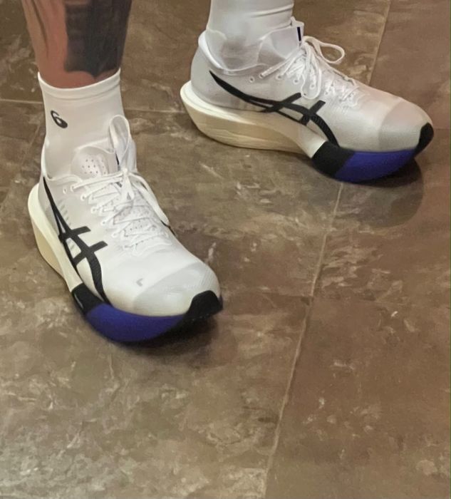 Asics Metsapeed  Edge