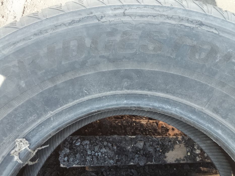 Продам 2 балона 255/70/15