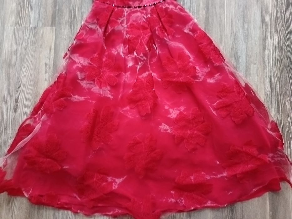 Jake's Красива рокля