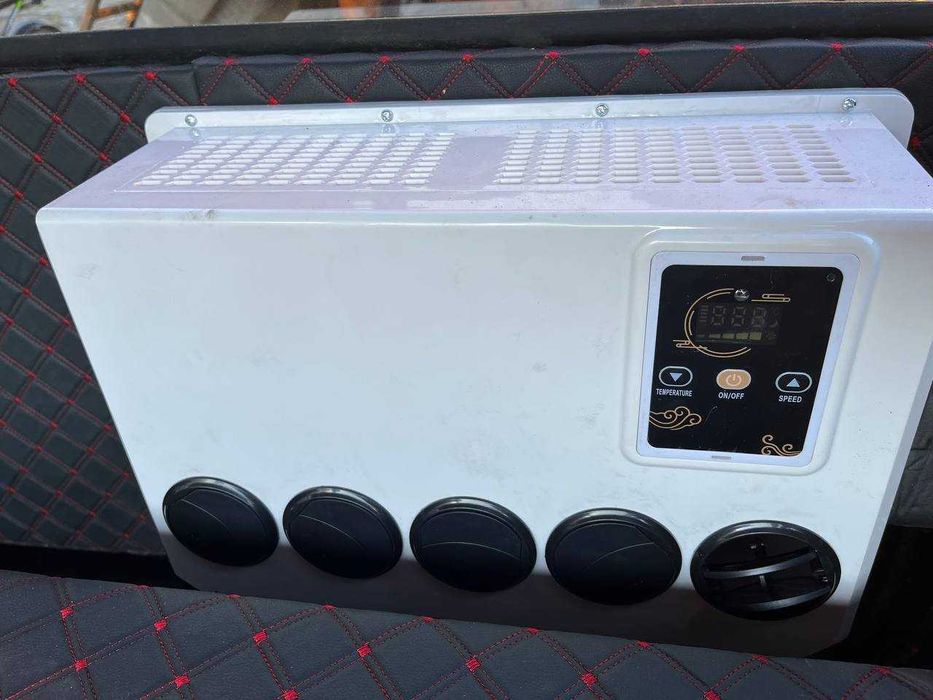 Кабина К-700 (оборотная) с кондиционером