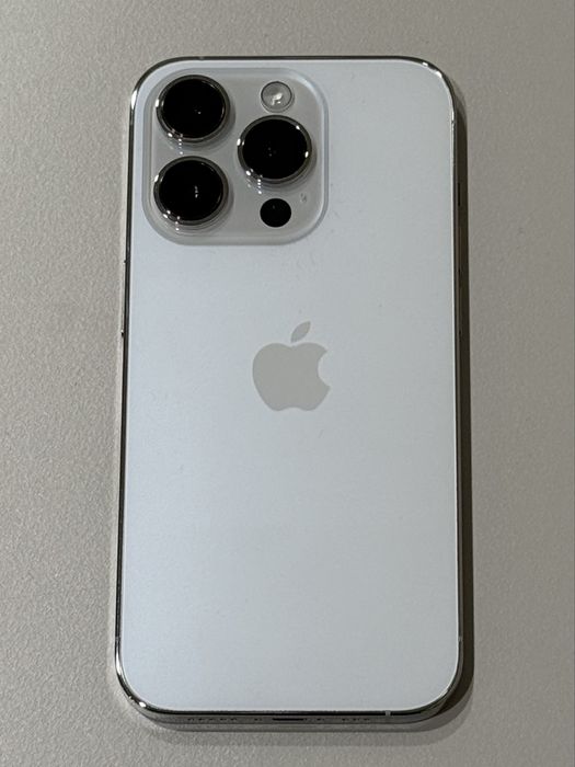 iPhone 14 Pro бял E-sim 96% battery