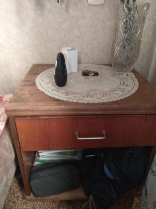 Продам прикроватные тумбачки