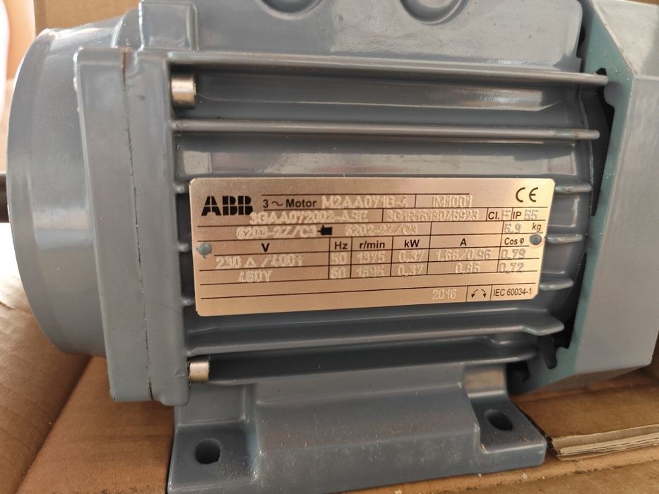 Нов трифазен електромотор ABB M2AA071B-4