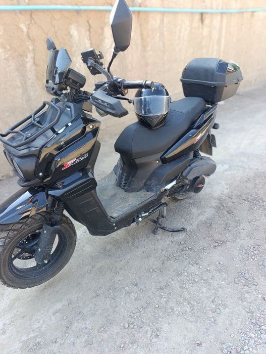Skuter tank dakumenti bor