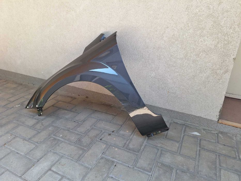Aripa Fata Stanga Ford Focus 2 II An 2008-2011 Vopsita Gri Inchis