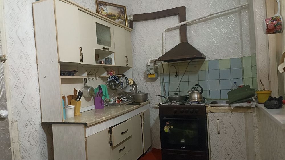 Srochno Qarshi tumanida Ikki xonali uy sotiladi . Bank orqali ikkilamc