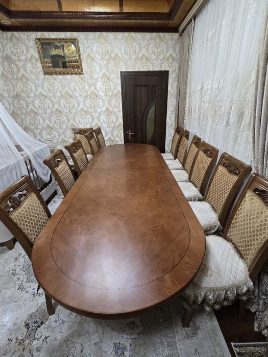 Гостевой стол и стул