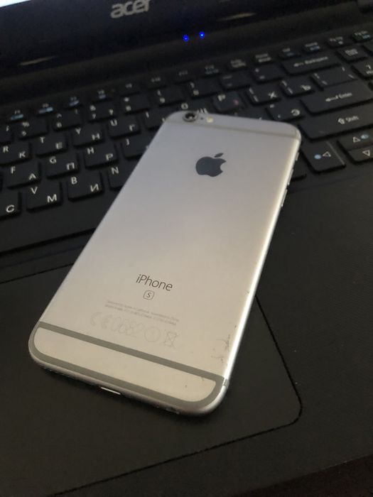 Продам Айфон 6S /32Гб
