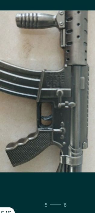 Lot brelocuri/60 lei