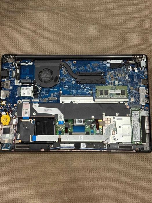 Laptop DELL Latitude 7480 i5 7200U. 8gb ram, 256 NVMe - fara baterie