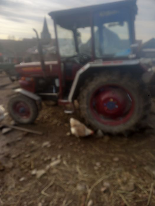 De vanzare sau la schimb tractor U445