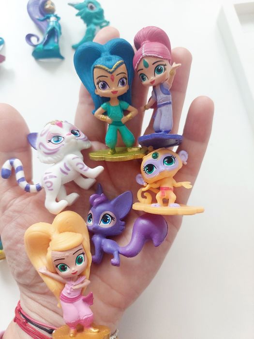 Lot figurine pentru copii Masha și Ursul/Shimmer și Shine
