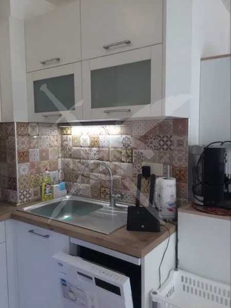 Дава се под наем Тристаен апартамент в Пловдив, Център - 54 кв.м за 687.99 € - Снимка #2