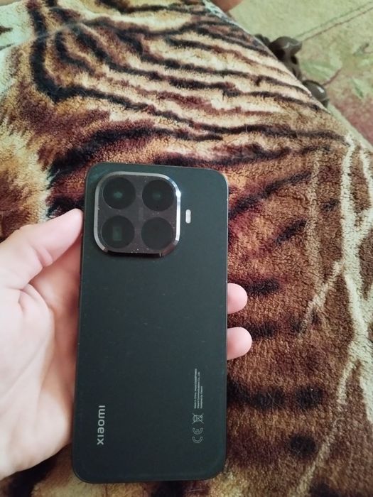 Продам телефон  Xiaomi 15T Pro