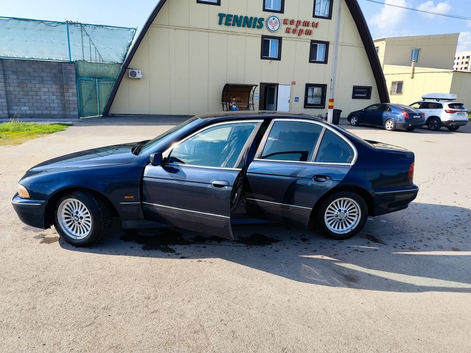Продается БМВ е39