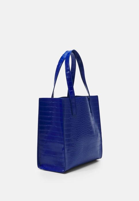 Нови оригинални чанти и несесери Ted Baker