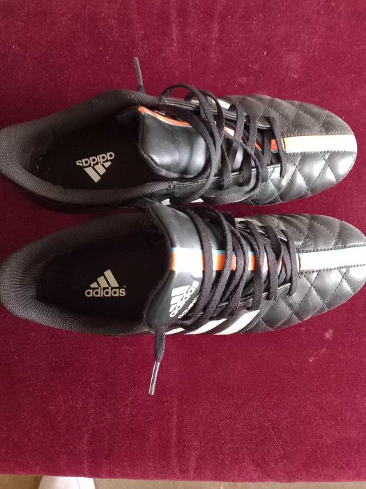 Мъжки футболни обувки