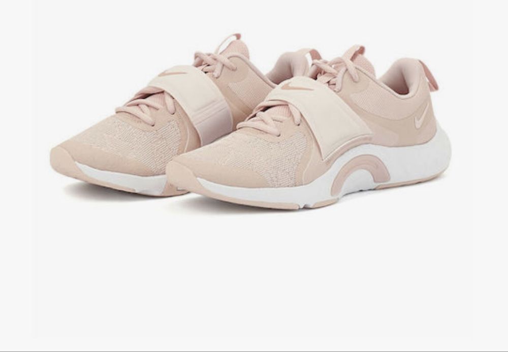 Дамски маратонки Nike