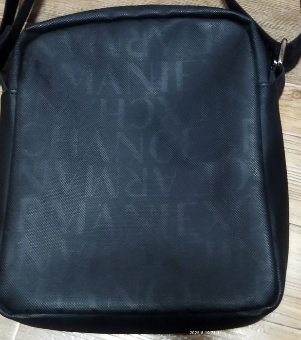 Продам барсетку A|X