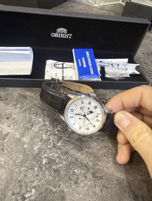 Часы от ORIENT модель Sun&Moon