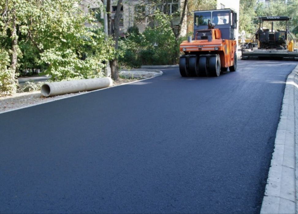Укладка асфальта.Асфальтирование дорог