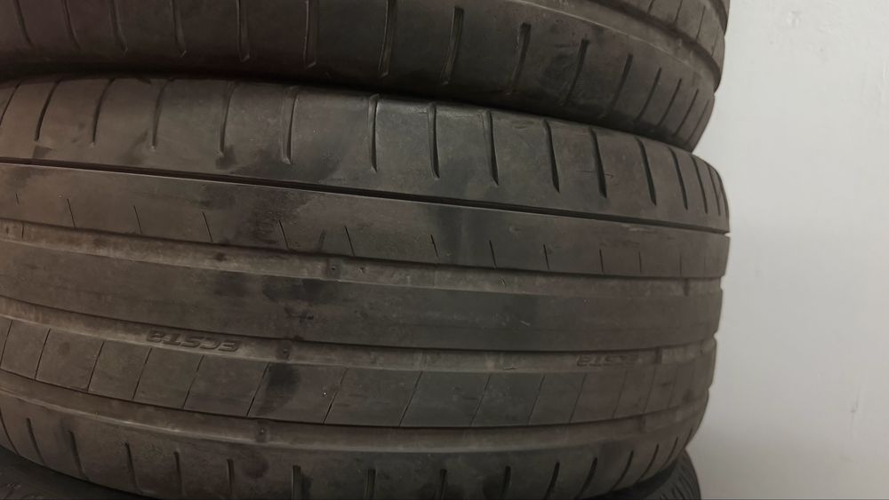 В продаже пара Кумхо 255/45/19