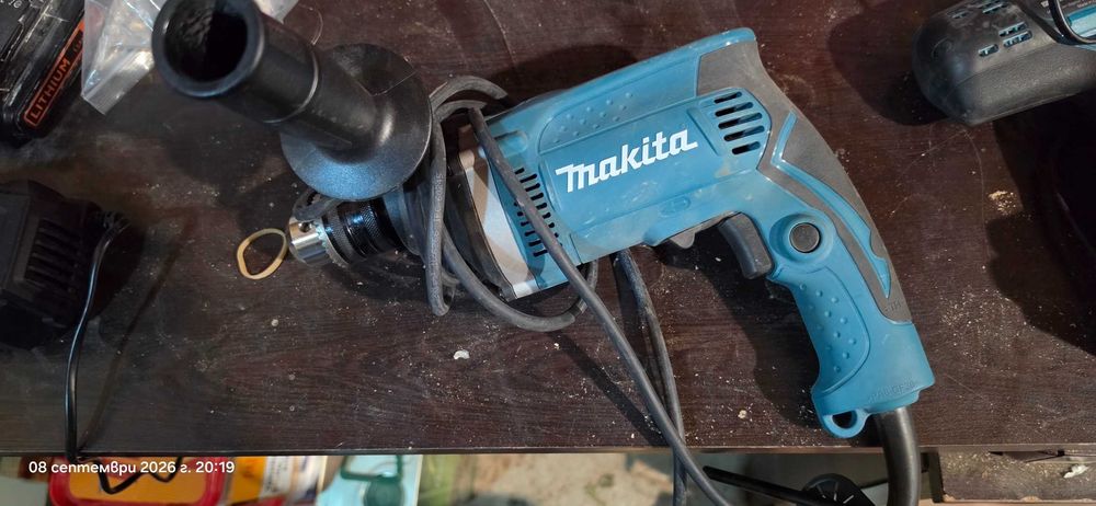 Ударна бормашина Makita HP1630, 710 W, 1.5-13 мм