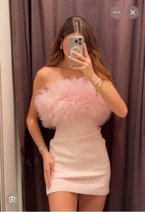 Розова рокля Zara